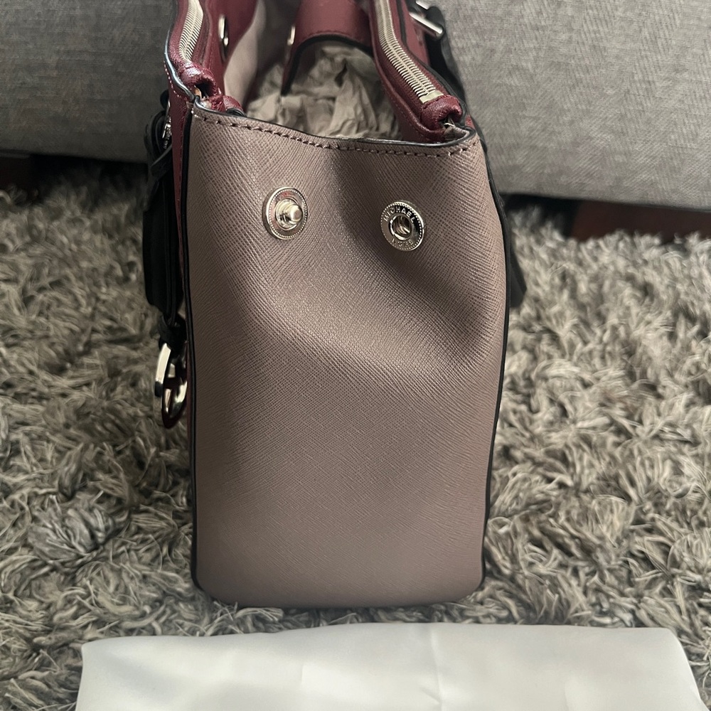 Michael Kors Color Block Bag - Picture 4 of 9
